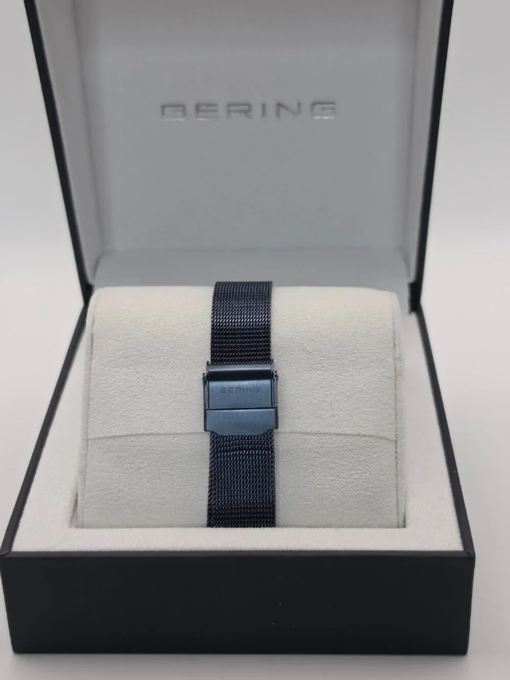 Bering Women's Blue Steel Mesh Adjustable Watch 18132-398